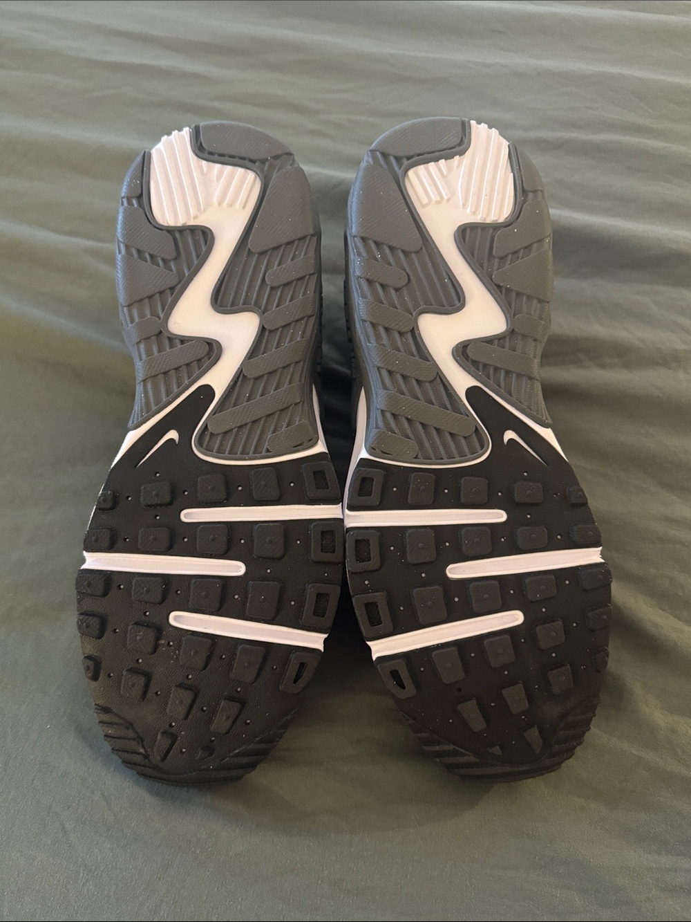 Nike Black and White Air Max Sneakers - Picture 7 of 8